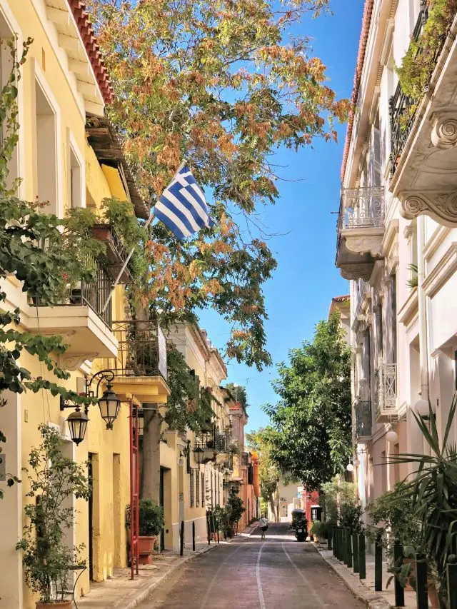 invest in greece