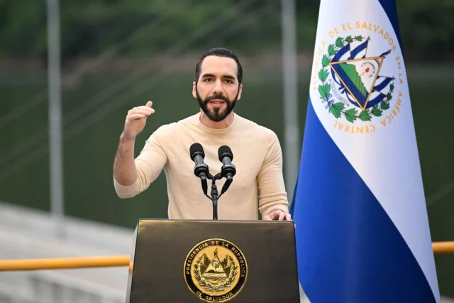 El salvador crypto tax