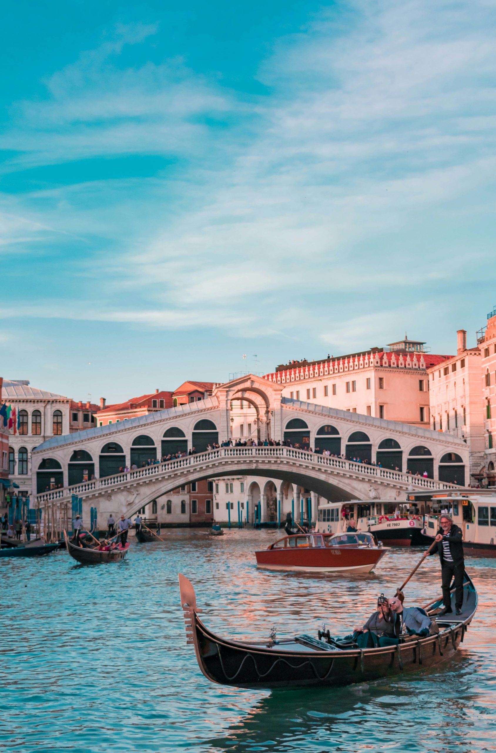 move to italy from usa